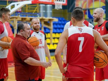 БК "Прометей" розпочав тренування у новому залі. СК "Слобожанське"