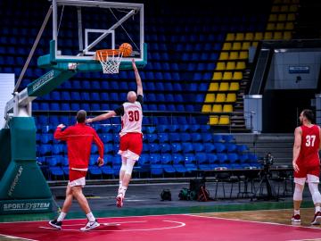 Тренування БК "Прометей" перед матчем з БК  "Різен Людвігсбург"