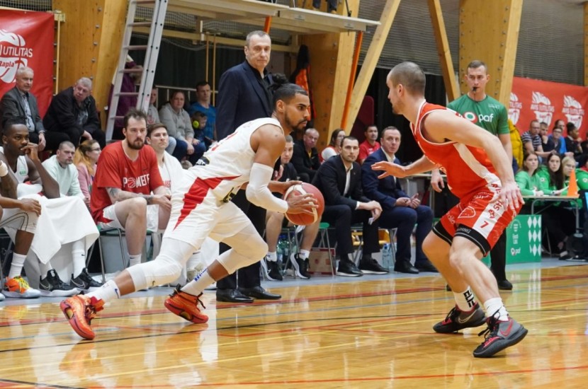 Першу половину регулярного сезону LEBL "Прометей" завершив перемогою N14