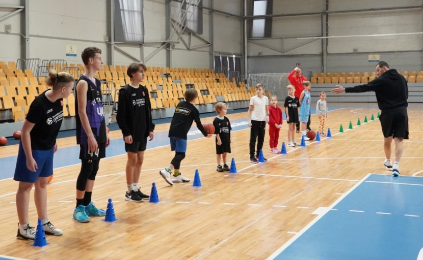 БК "Прометей" провів нове тренування в рамках соціальної програми Євроліги One Team