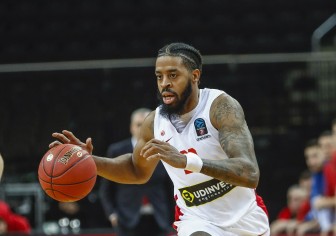 Санон і Стефенс у топ-10 данків місяця 7DAYS Eurocup